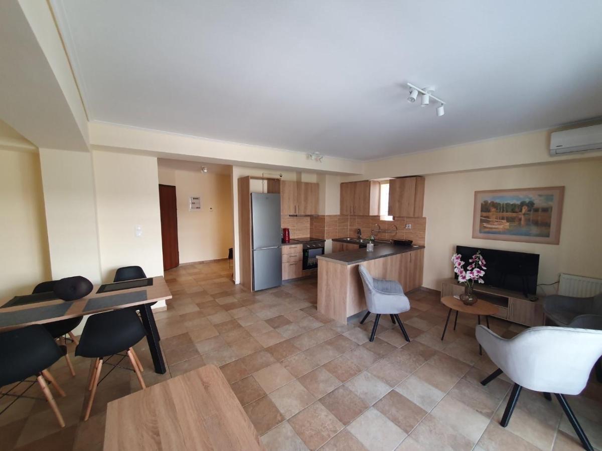 Lux & Style 75Sqm With Private Parking In Athens Atenas Exterior foto